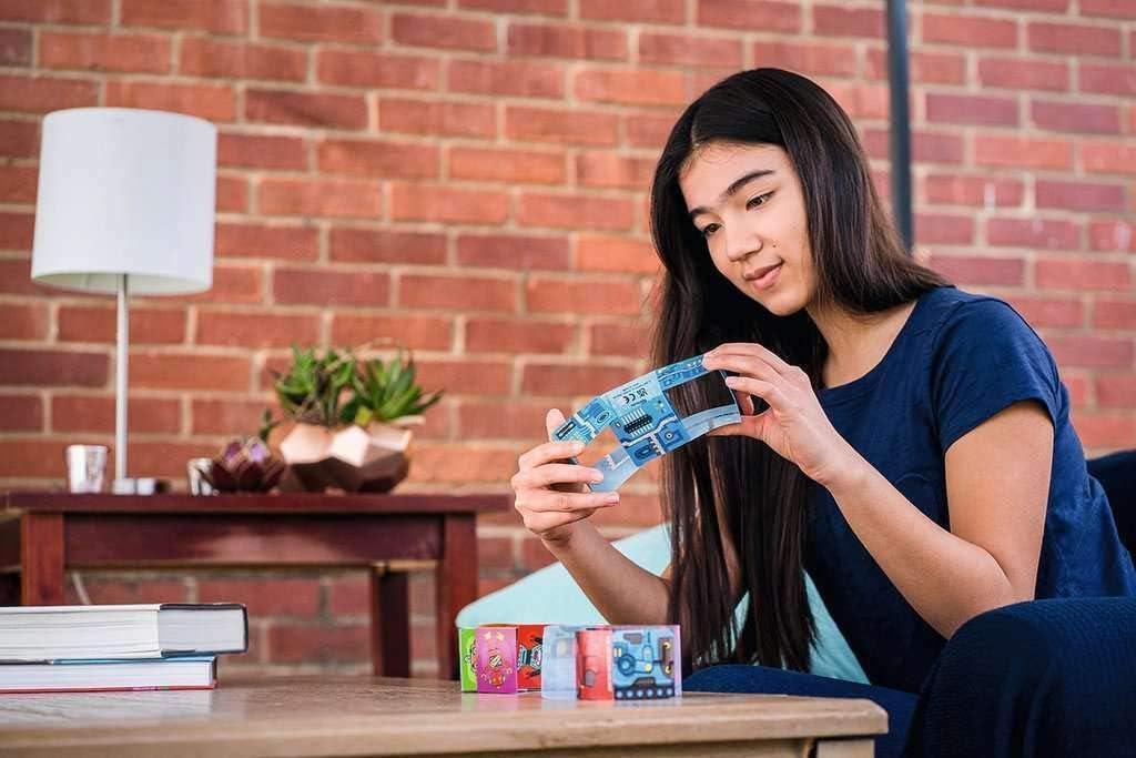 image:imageThinkFun Blockchain Robots STEM Toy and Logic Game for Boys and Girls Age 8 and Up The Addictive Brainteaser PuzzleBlock Chain ROBOTS